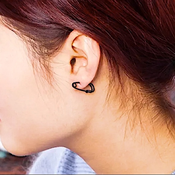 🔵𝟲𝟱%𝗢𝗙𝗙 𝗯𝘂𝗻𝗱𝗹𝗲𝘀 𝟯+🔵 NEW Kilt Safety Pin Punk Drop Earrings - Picture 11 of 14